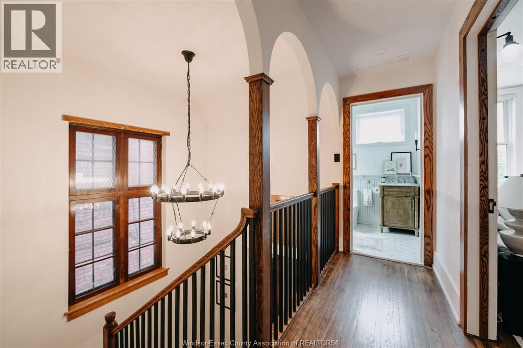 381 MOY AVENUE Image 15