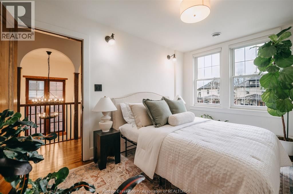 381 MOY AVENUE Image 18