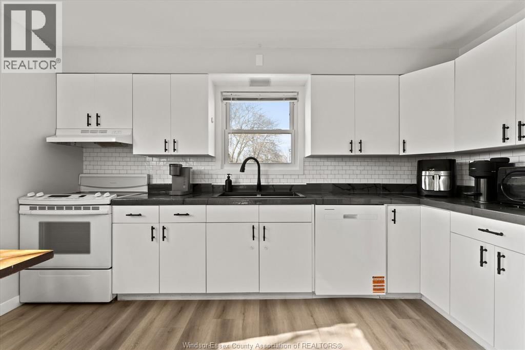 206 RICHMOND Image 14