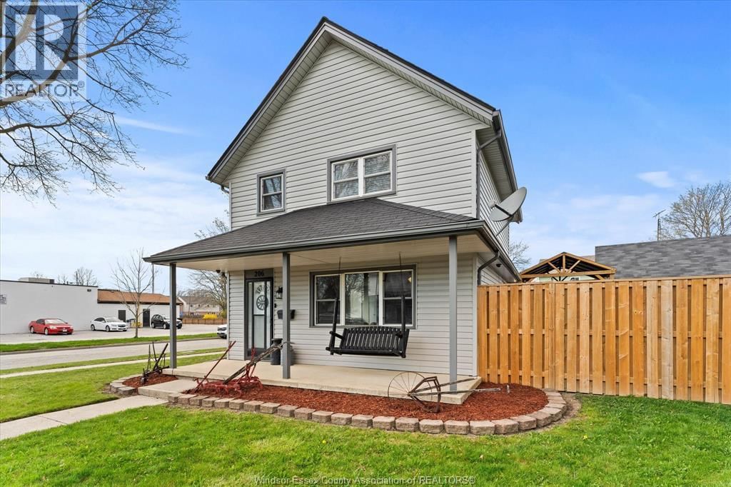 206 RICHMOND Image 2