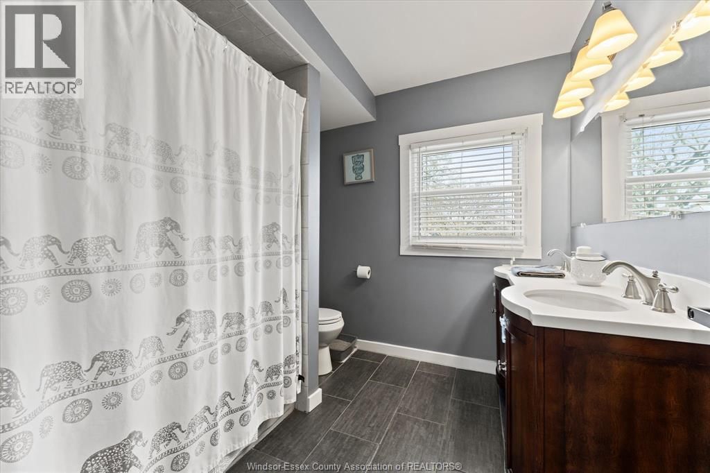 206 RICHMOND Image 21