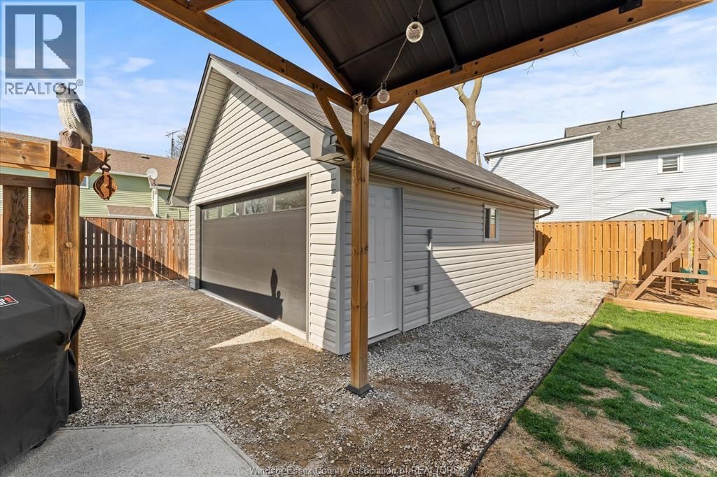 206 RICHMOND Image 29