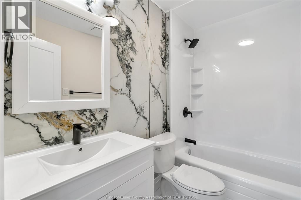 1164 PARTINGTON AVENUE Image 16