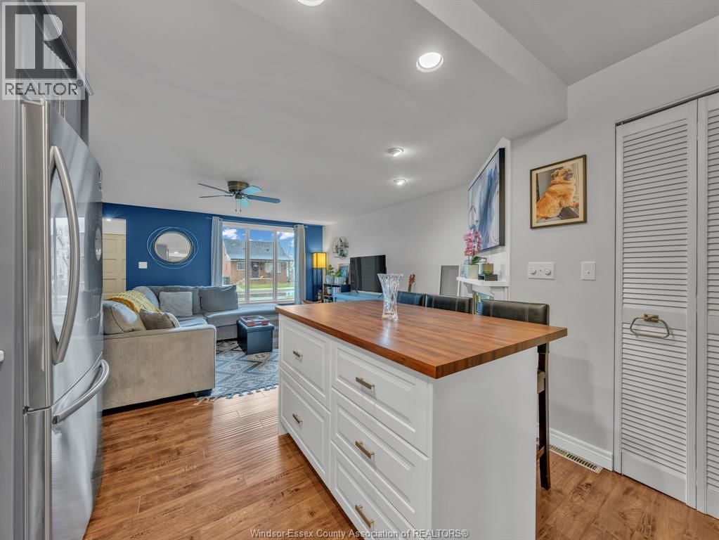 3647 MATCHETT Image 15