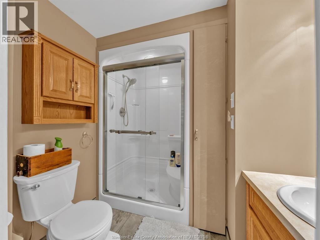 3647 MATCHETT Image 23