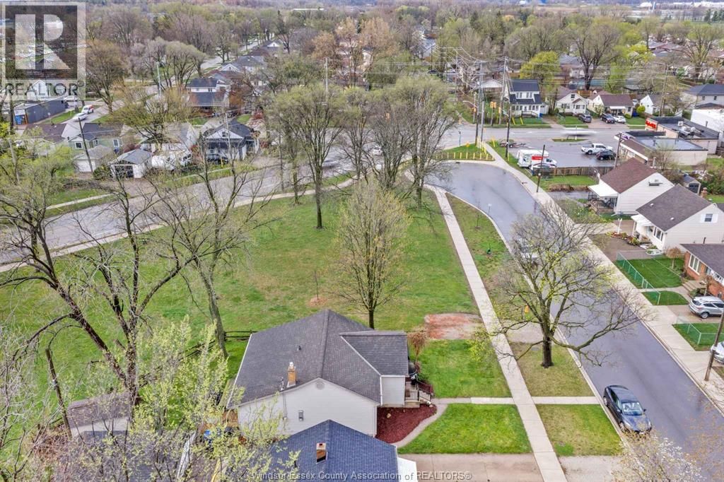 3647 MATCHETT Image 31