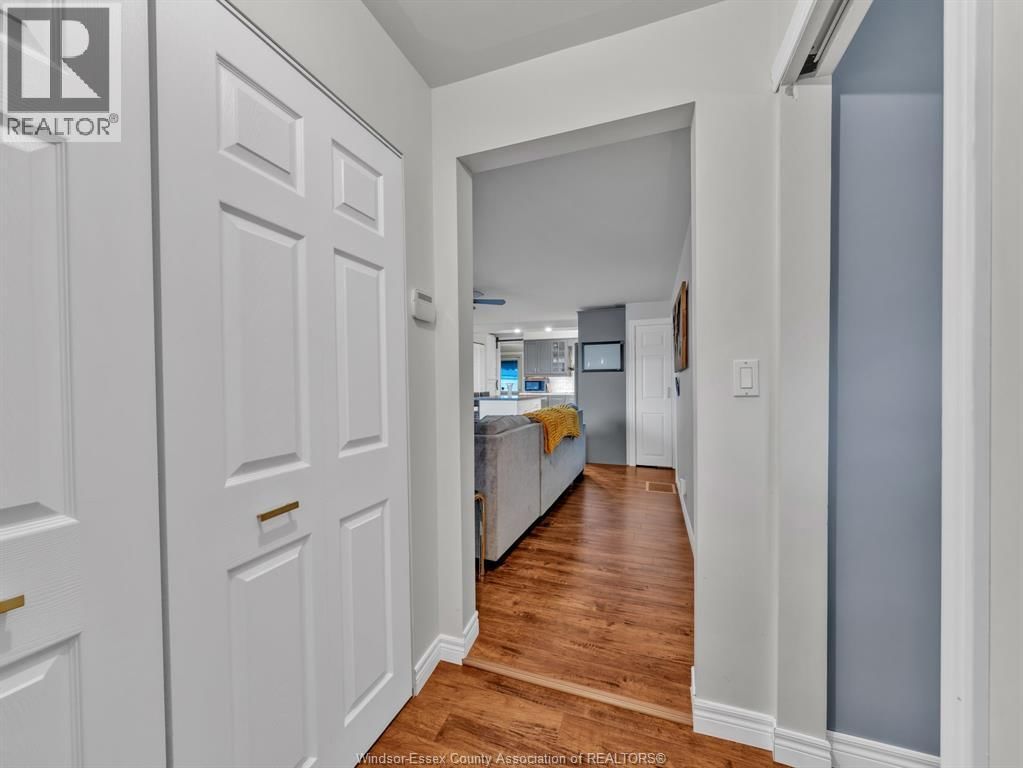 3647 MATCHETT Image 6