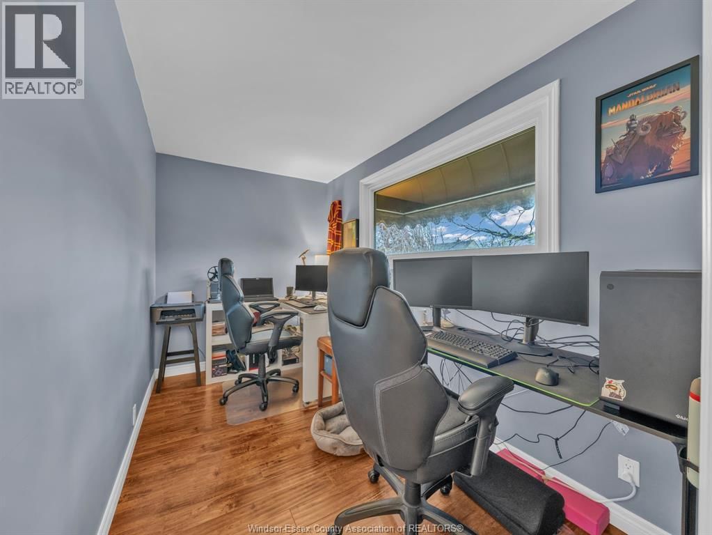 3647 MATCHETT Image 7