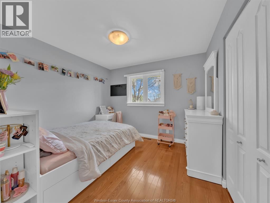 2740 BOUFFARD Image 11