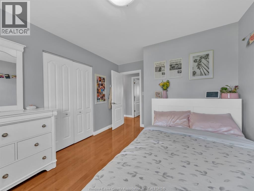 2740 BOUFFARD Image 12