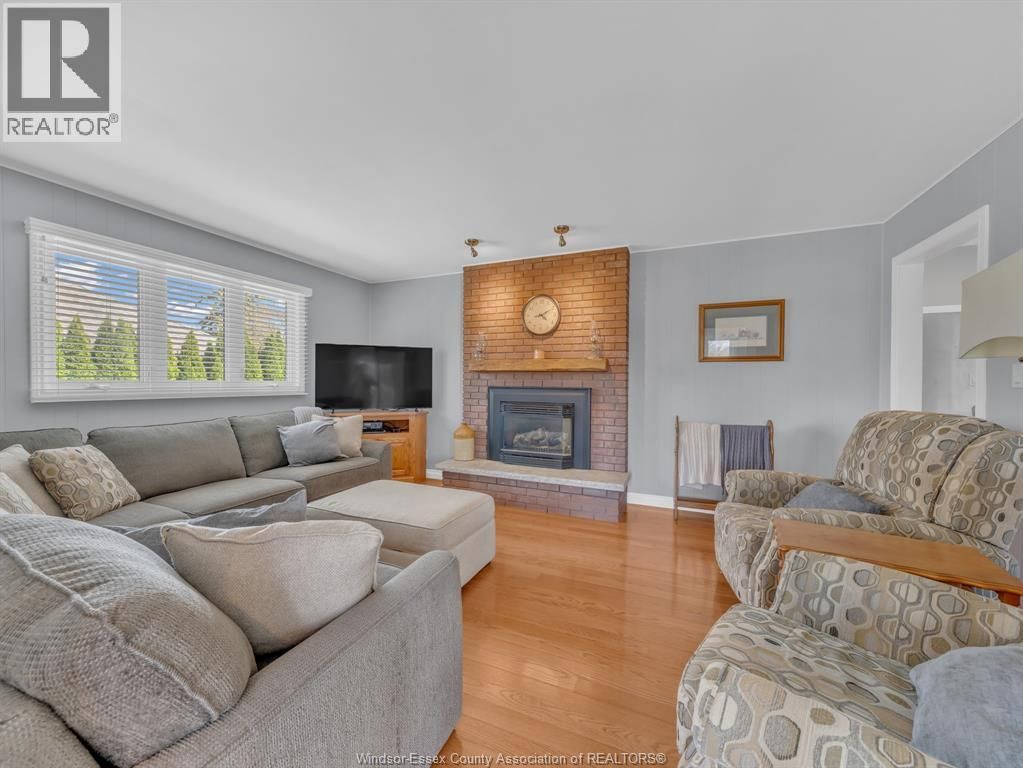 2740 BOUFFARD Image 17