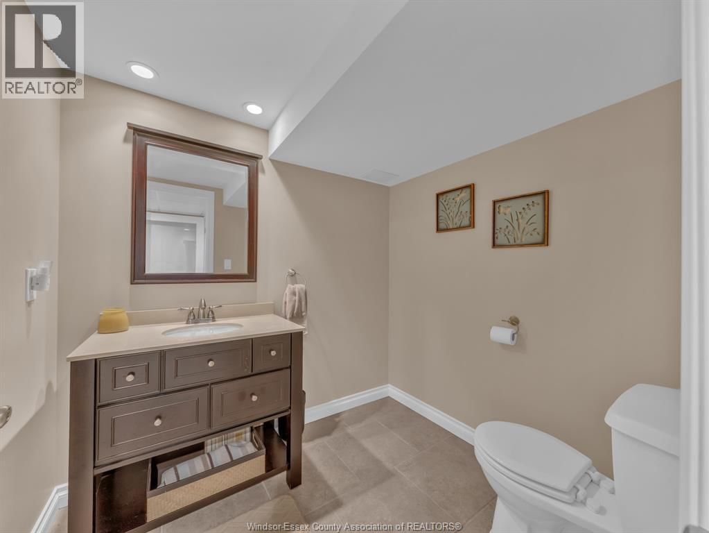 2740 BOUFFARD Image 26