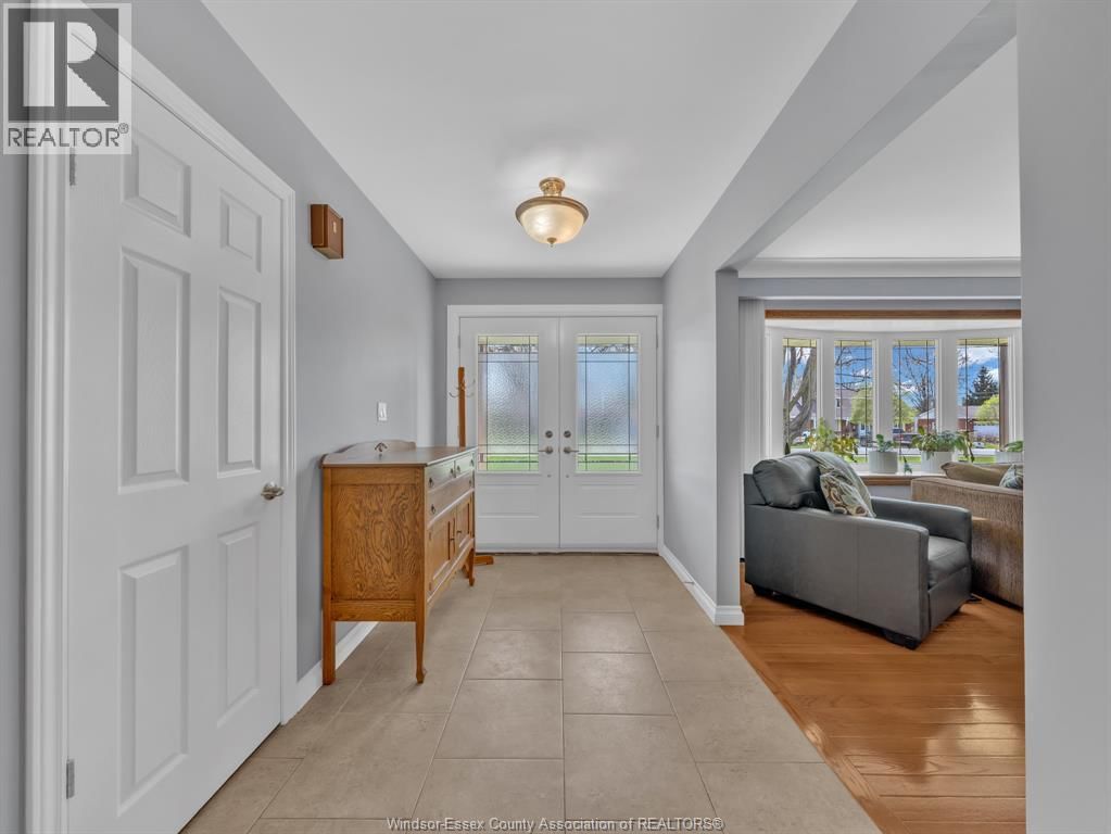 2740 BOUFFARD Image 6