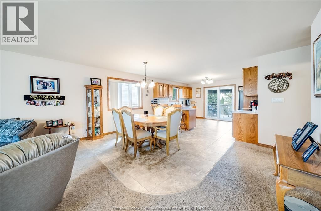 313 APPLEWOOD Image 11