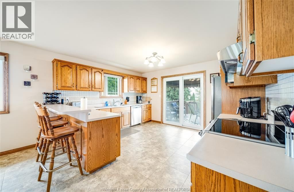 313 APPLEWOOD Image 13