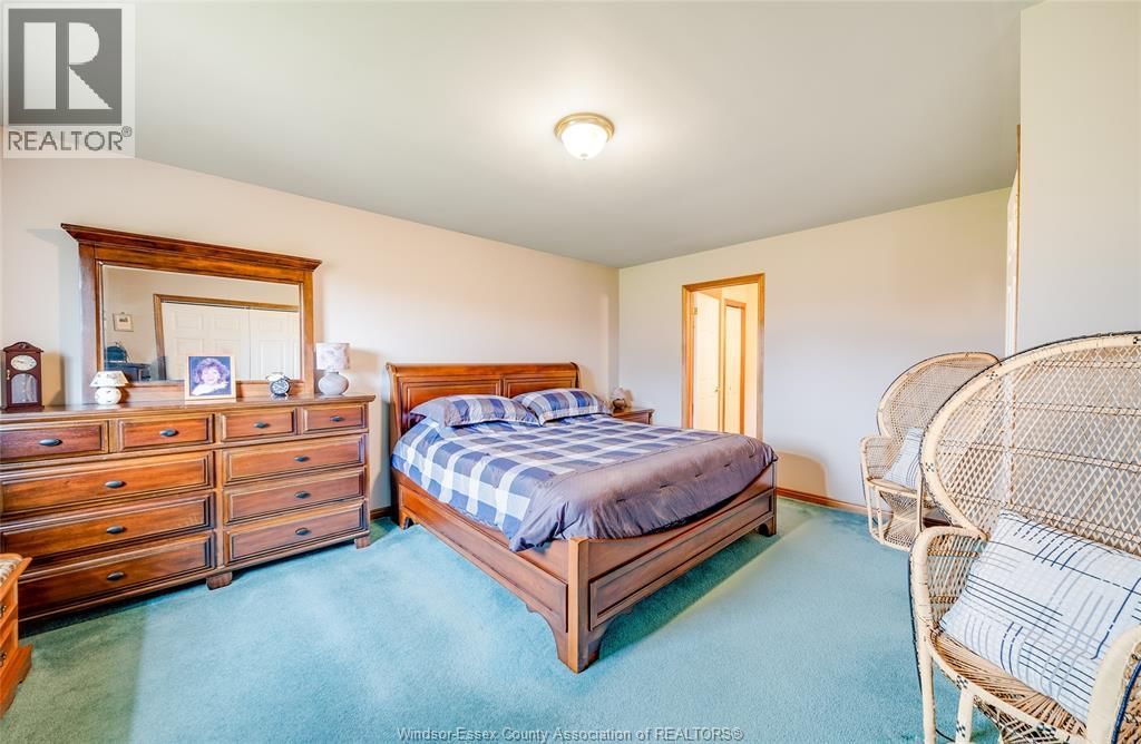 313 APPLEWOOD Image 18