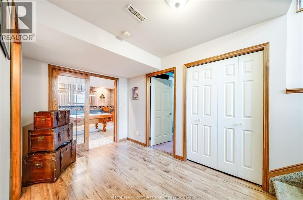 313 APPLEWOOD Image 26