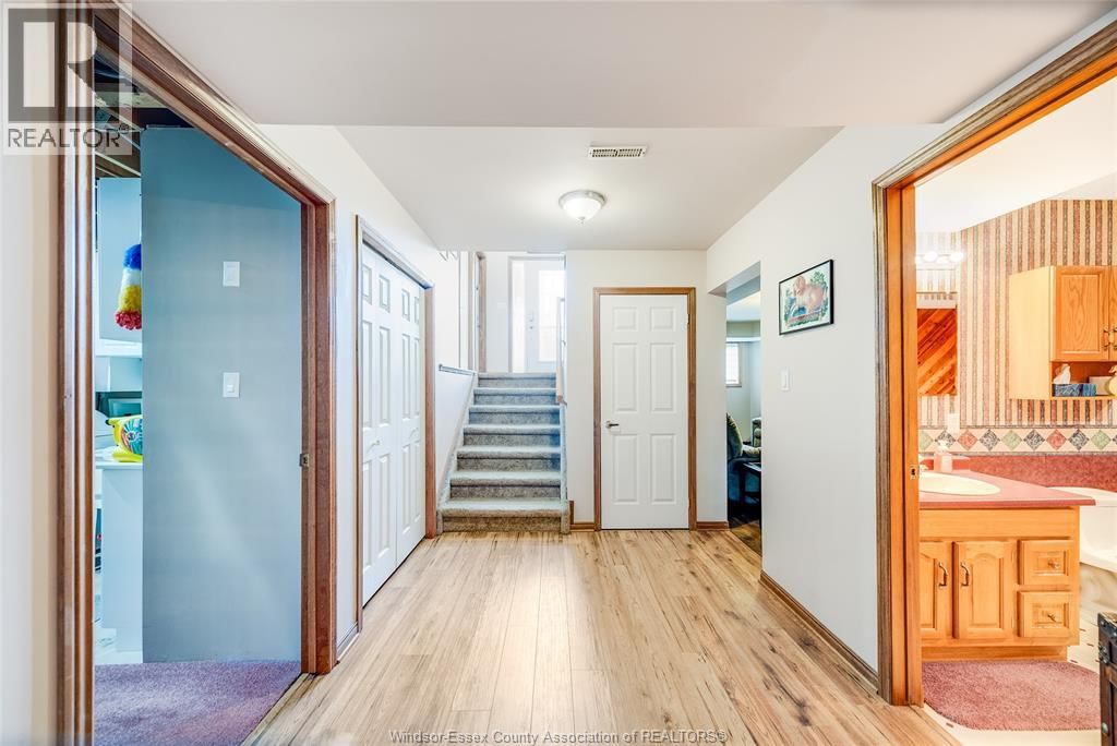 313 APPLEWOOD Image 27