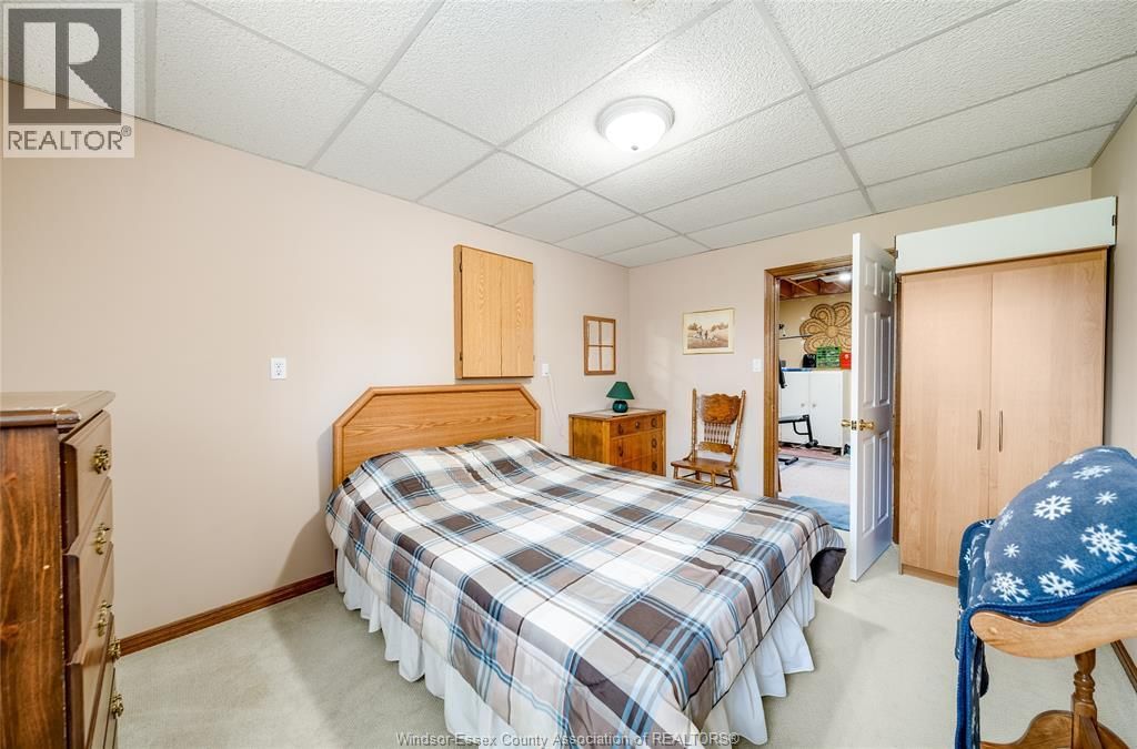 313 APPLEWOOD Image 35