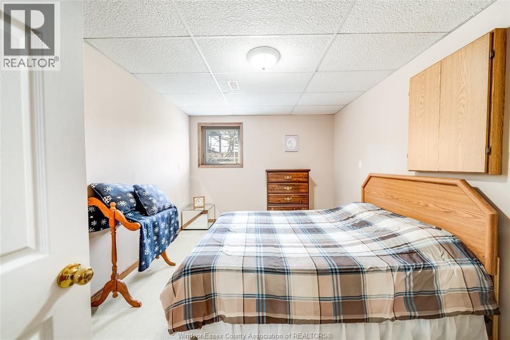 313 APPLEWOOD Image 36