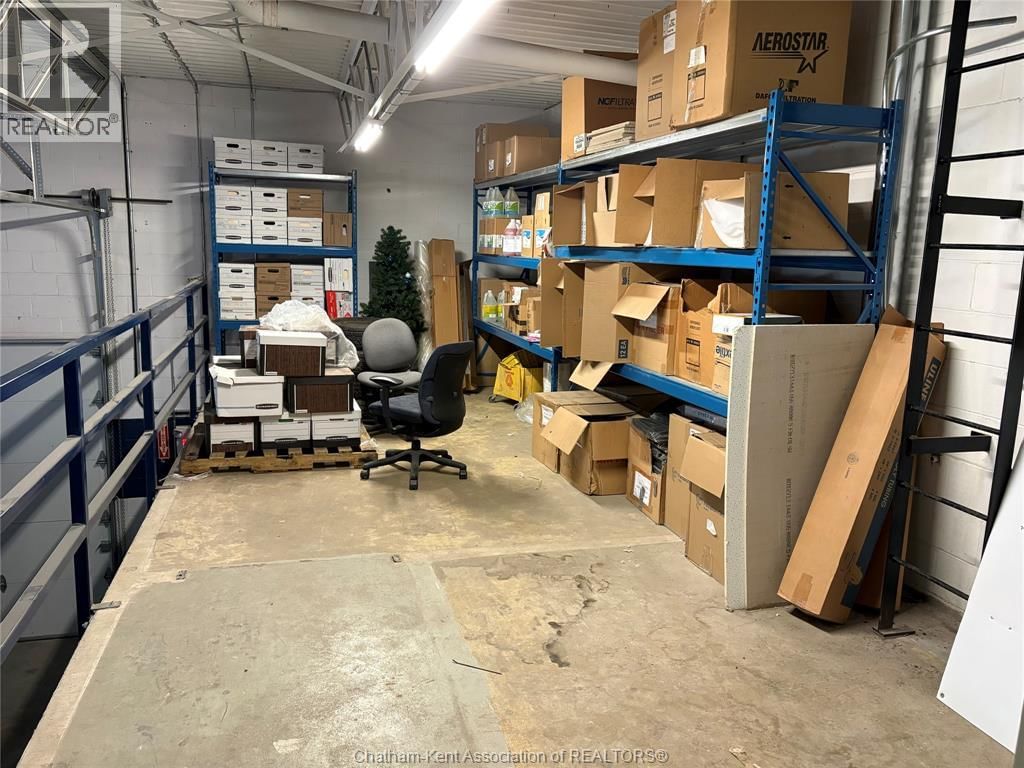 995 RICHMOND STREET Image 13