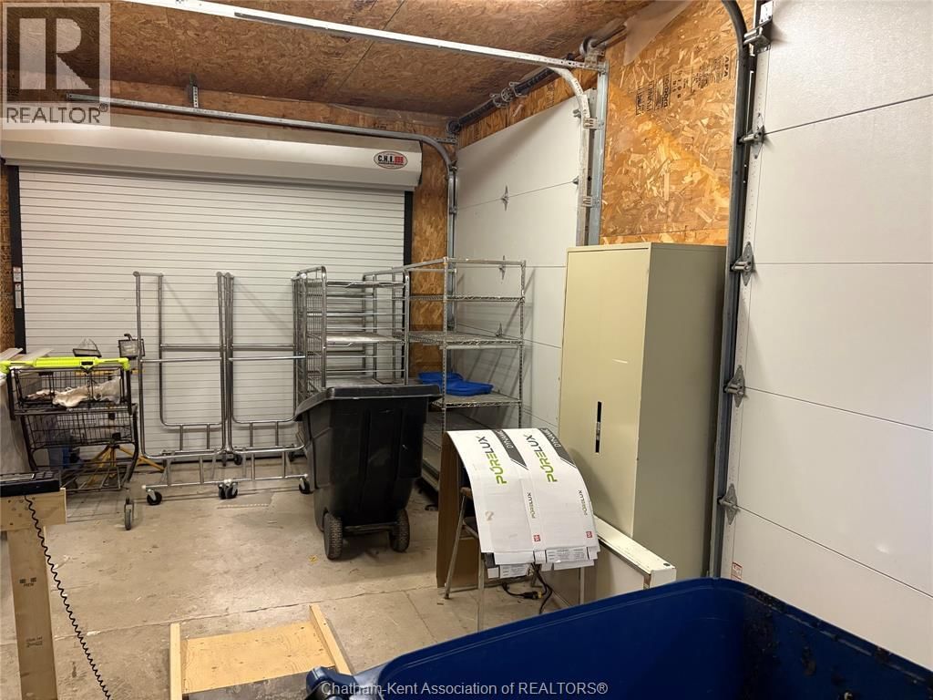 995 RICHMOND STREET Image 18