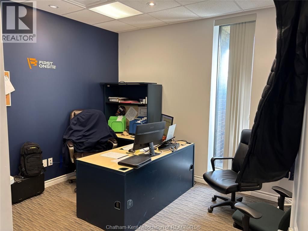 995 RICHMOND STREET Image 7