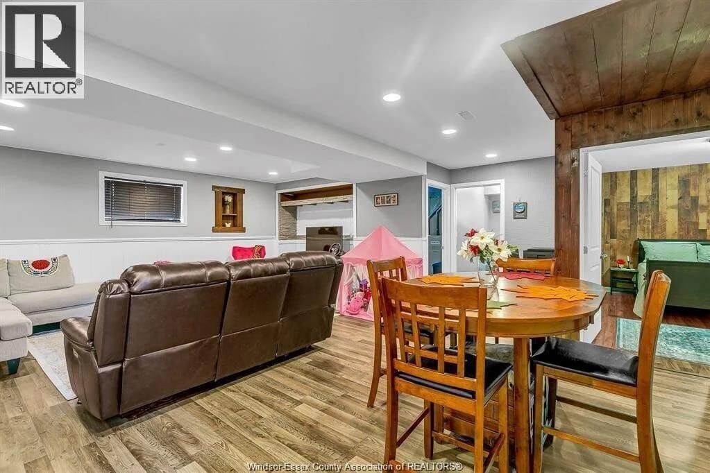 200 RIVERVIEW AVENUE Image 22