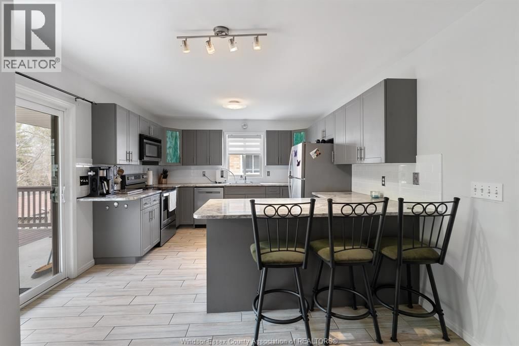 294 STONE RIDGE AVENUE Image 15