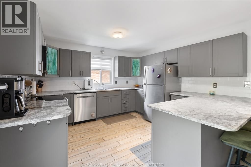 294 STONE RIDGE AVENUE Image 16