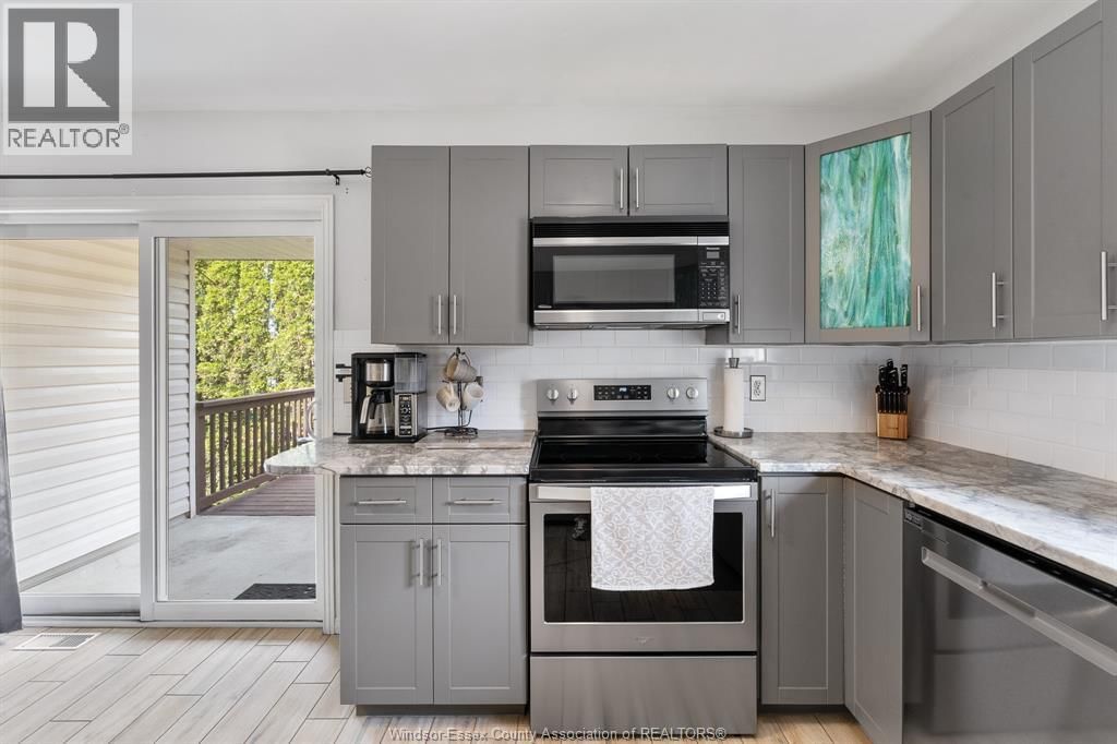 294 STONE RIDGE AVENUE Image 18