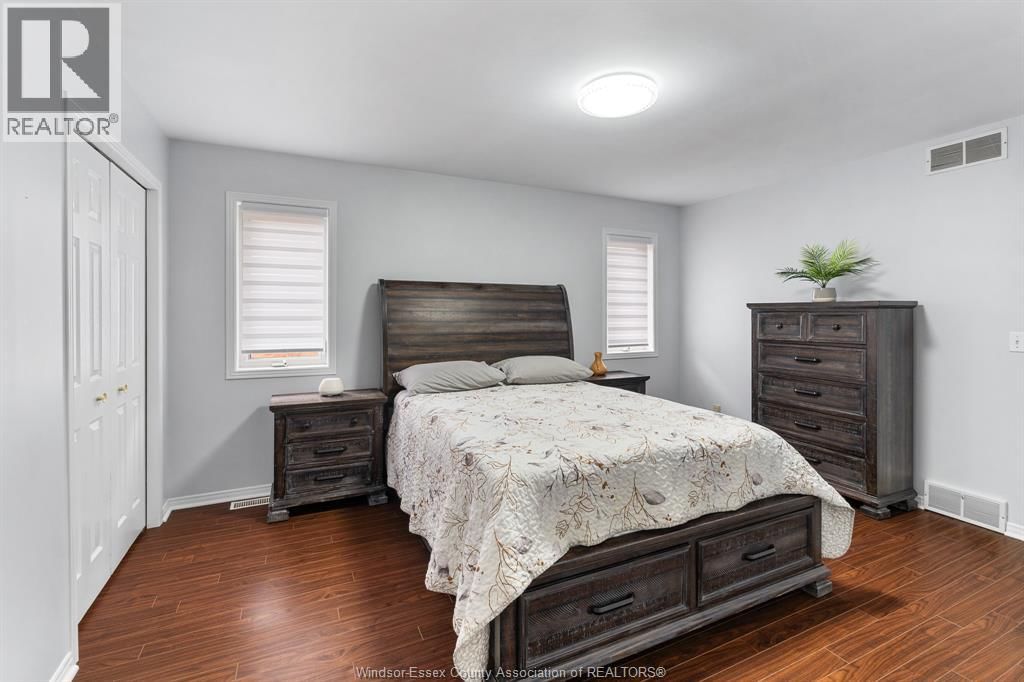 294 STONE RIDGE AVENUE Image 20