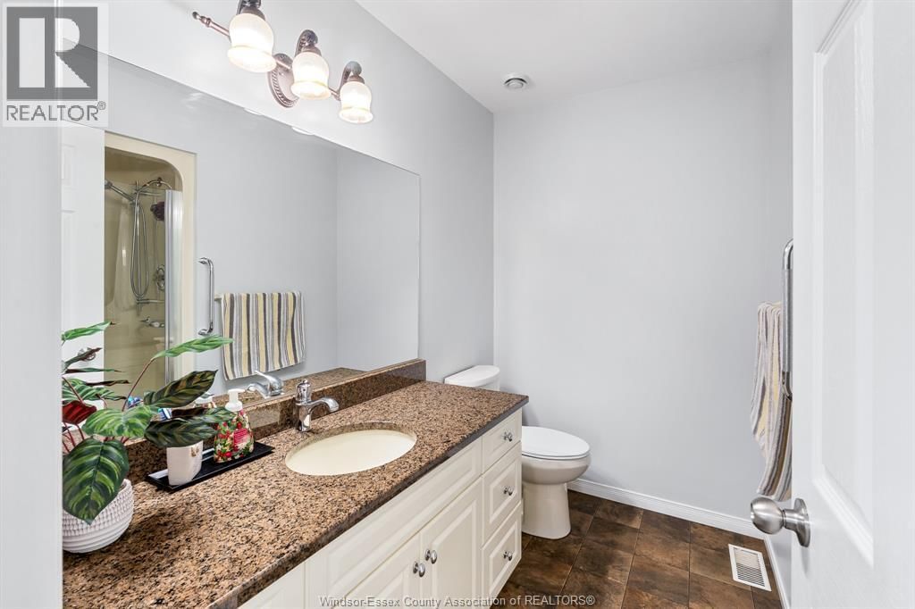 294 STONE RIDGE AVENUE Image 21