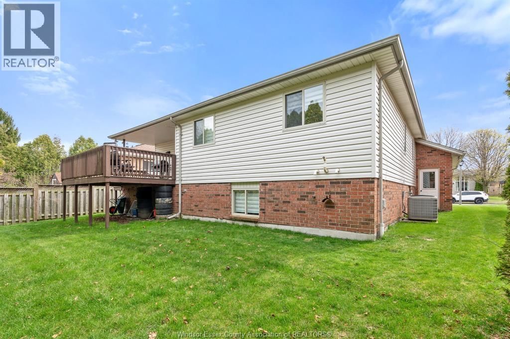 294 STONE RIDGE AVENUE Image 35