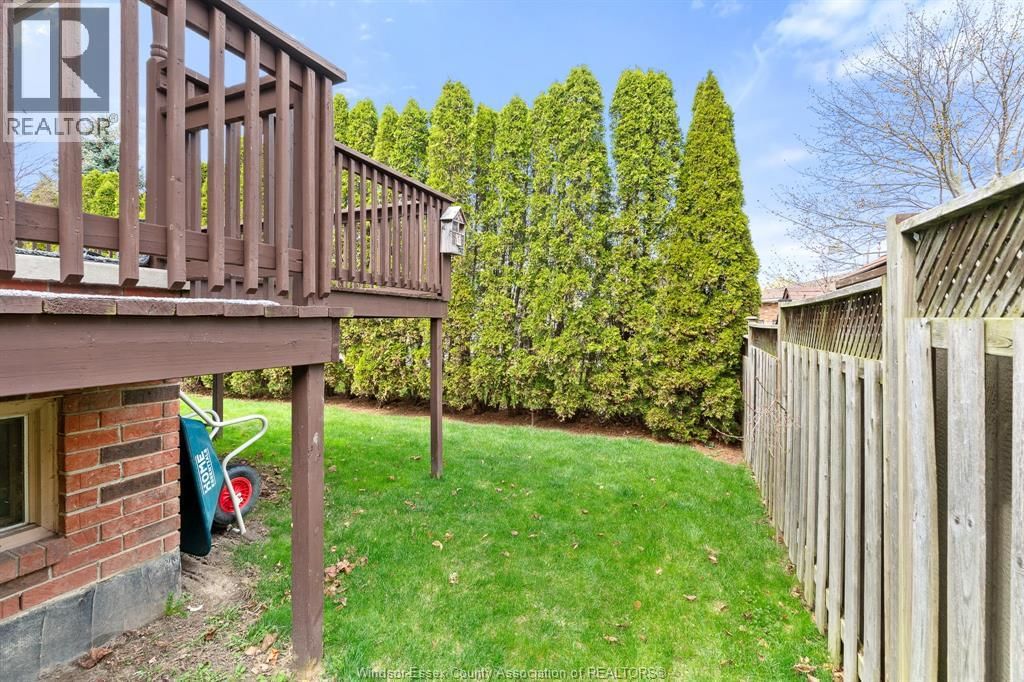 294 STONE RIDGE AVENUE Image 38