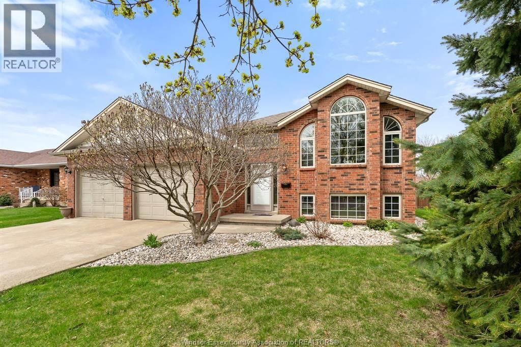 294 STONE RIDGE AVENUE Image 4