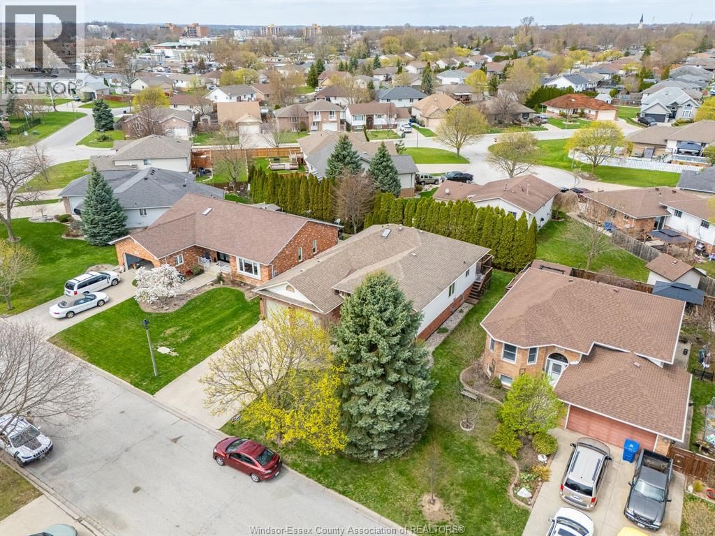 294 STONE RIDGE AVENUE Image 42