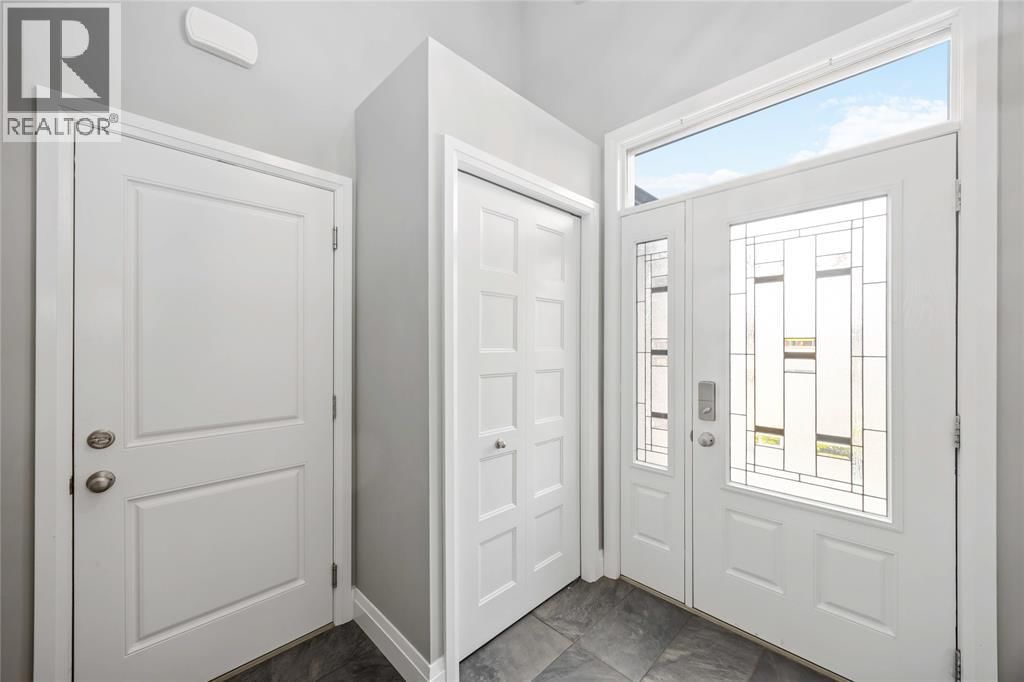 310 LEXINGTON BOULEVARD Image 3