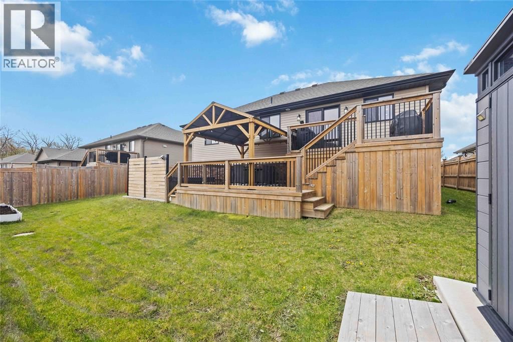 310 LEXINGTON BOULEVARD Image 42