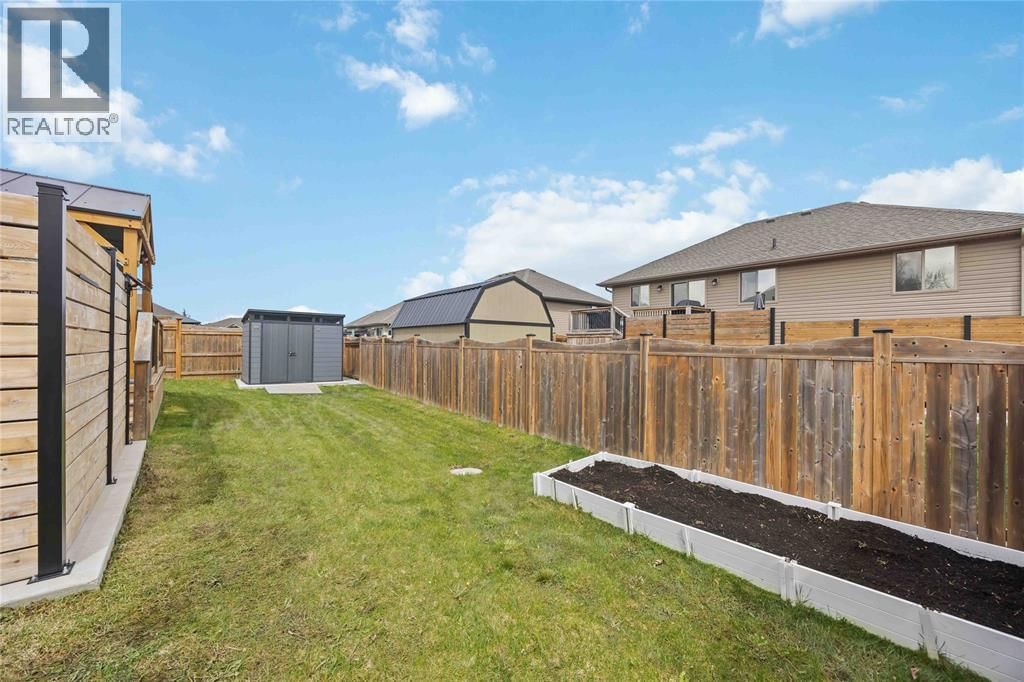 310 LEXINGTON BOULEVARD Image 43