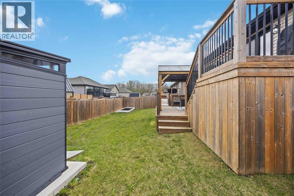 310 LEXINGTON BOULEVARD Image 46