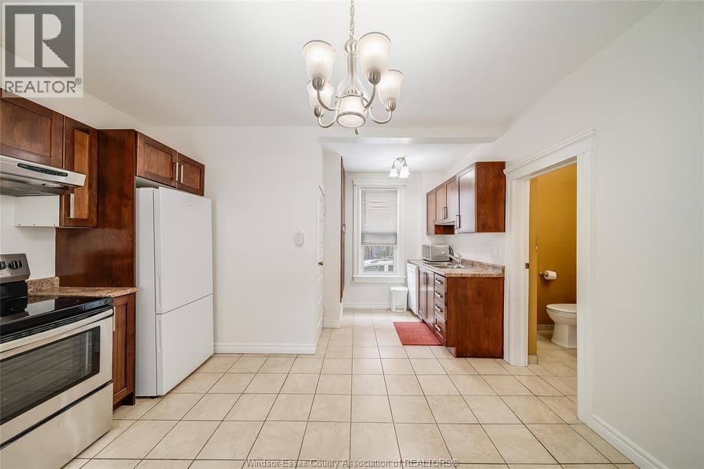 151 CURRY AVENUE Image 11