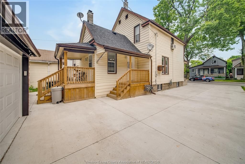 151 CURRY AVENUE Image 25