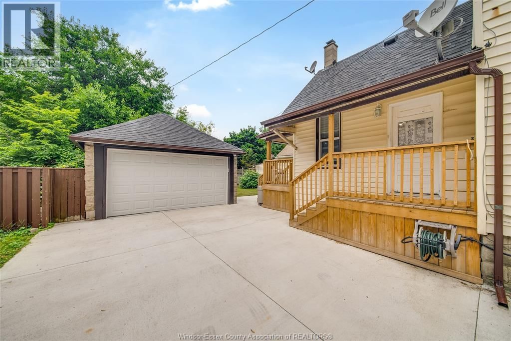 151 CURRY AVENUE Image 26