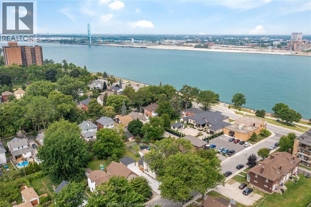 151 CURRY AVENUE Image 33