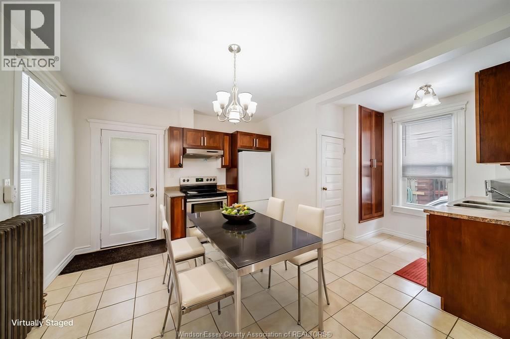 151 CURRY AVENUE Image 7