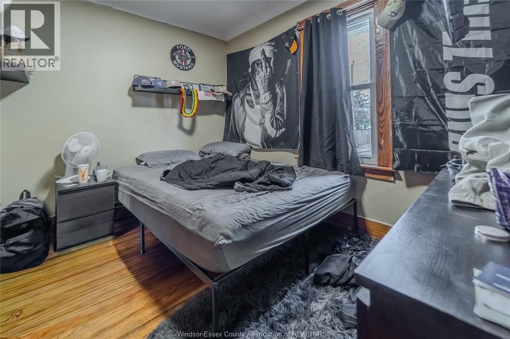 1626 HALL AVENUE Image 16