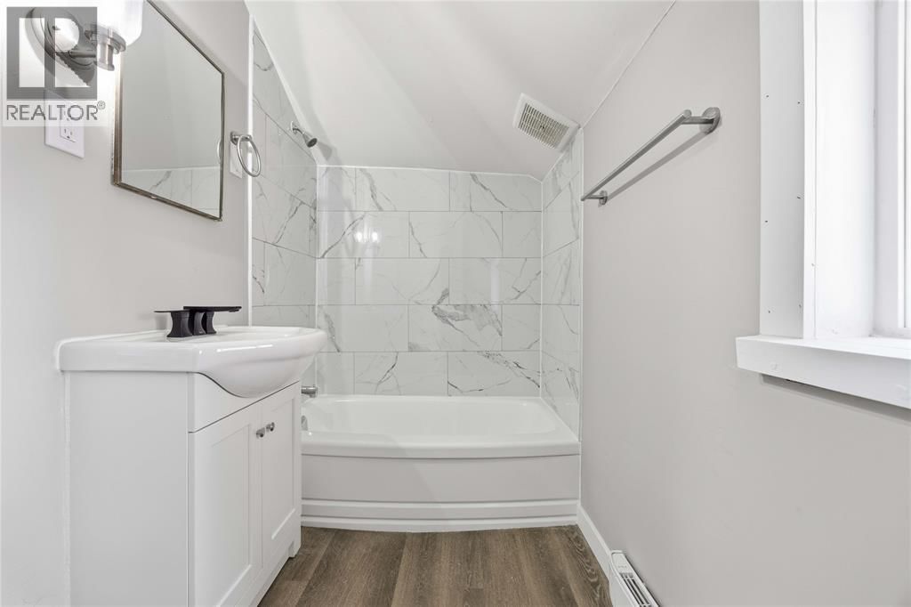 5 - 131 MARGARET AVENUE Image 12