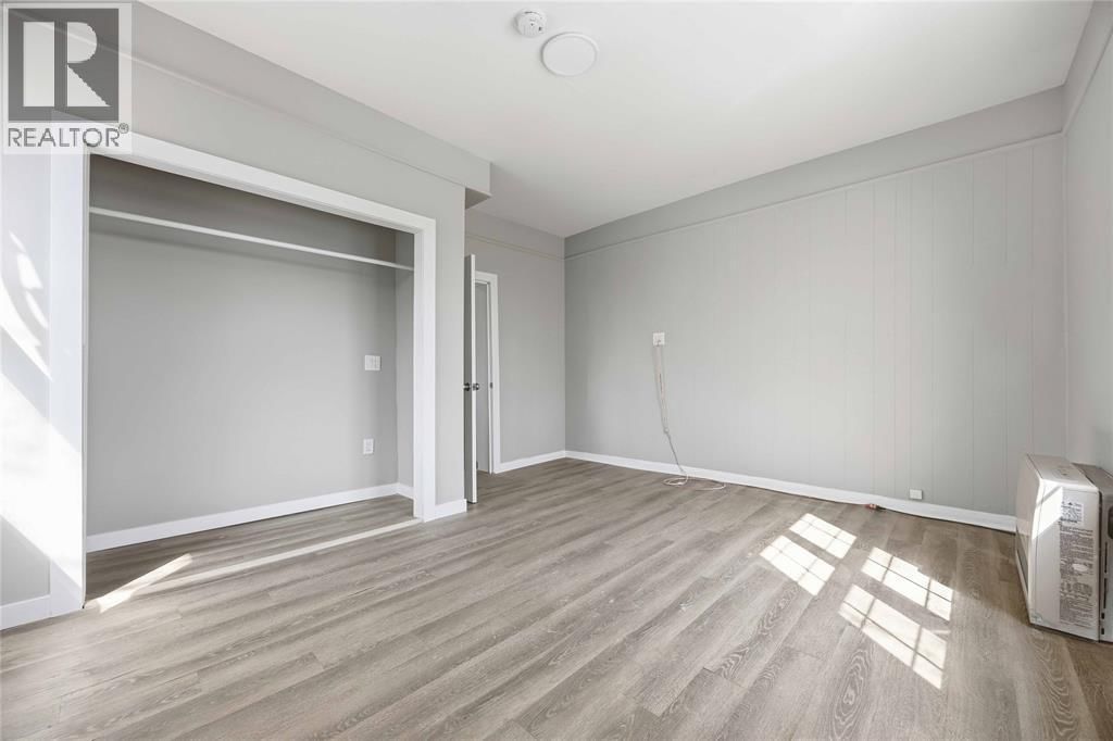 5 - 131 MARGARET AVENUE Image 8