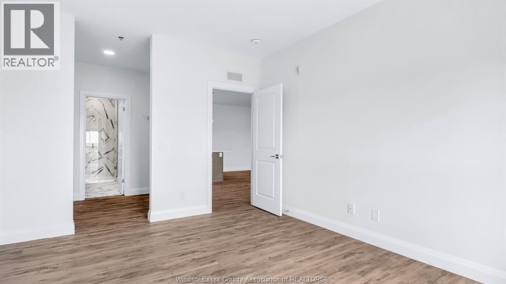 409 - 4785 WALKER ROAD Image 11